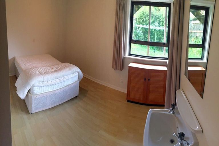 Photo of property in 166 Beach Road, Campbells Bay, Auckland, 0630