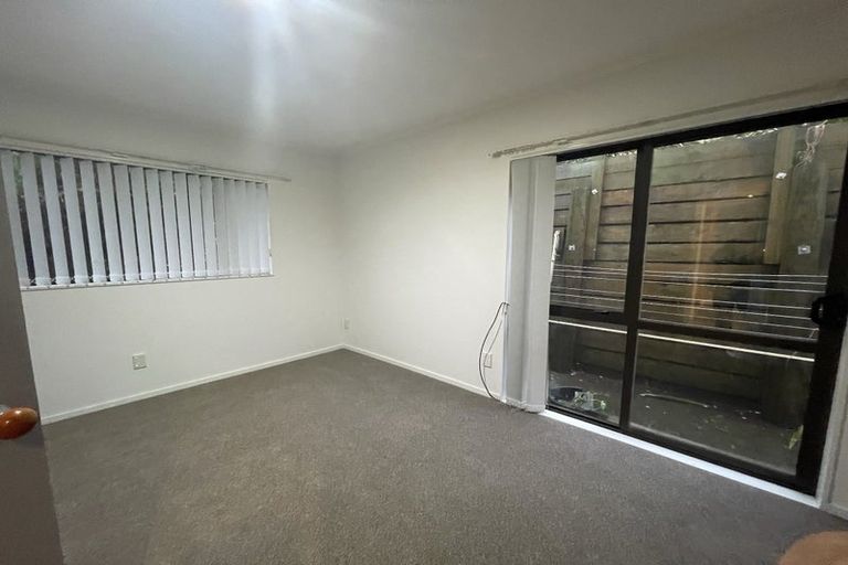 Photo of property in 1/72 Derwent Street, Island Bay, Wellington, 6023