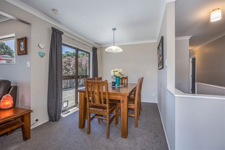 Photo of property in 1 Azimuth Place, Whitby, Porirua, 5024