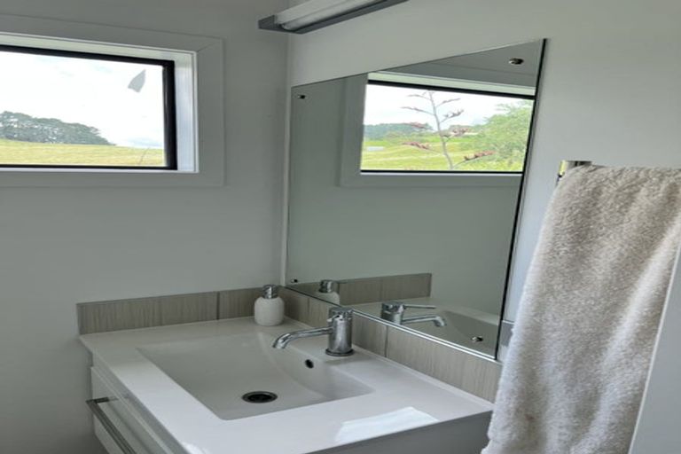 Photo of property in 29 Robertson Street, Raglan, 3225