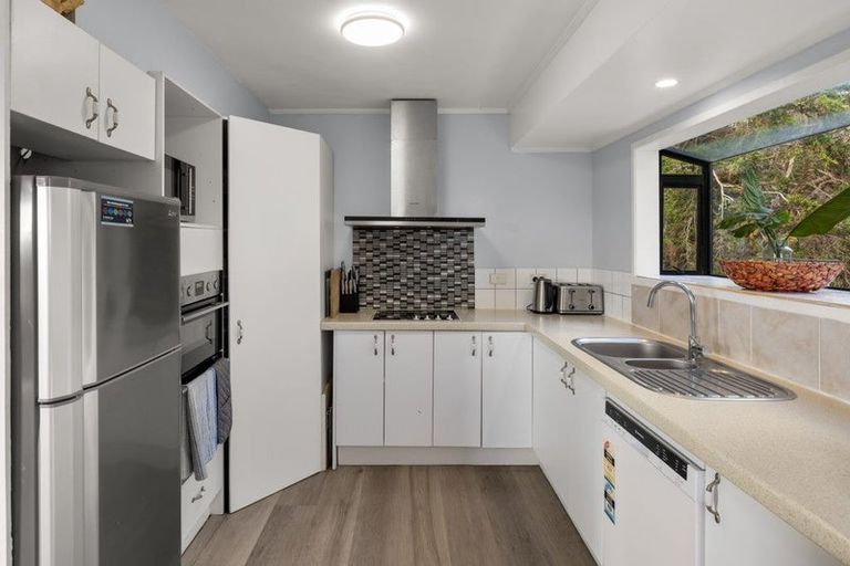 Photo of property in 13 Tui Grove, Paihia, 0200