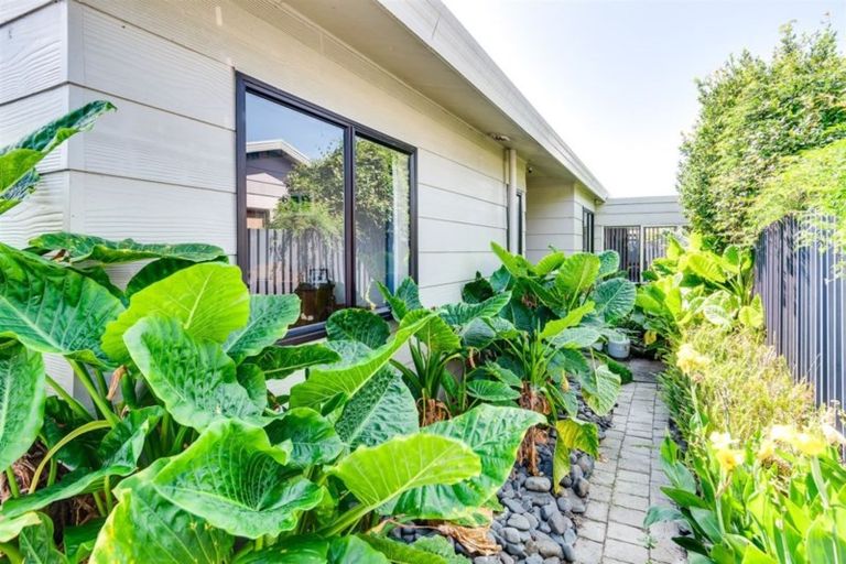 Photo of property in 52b Allens Lane, Clive, 4102