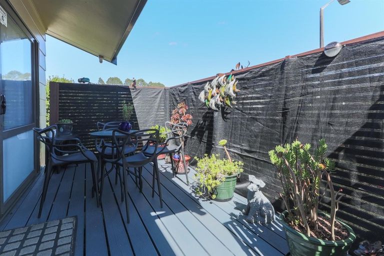 Photo of property in 3b Jet Place, Pukehangi, Rotorua, 3015