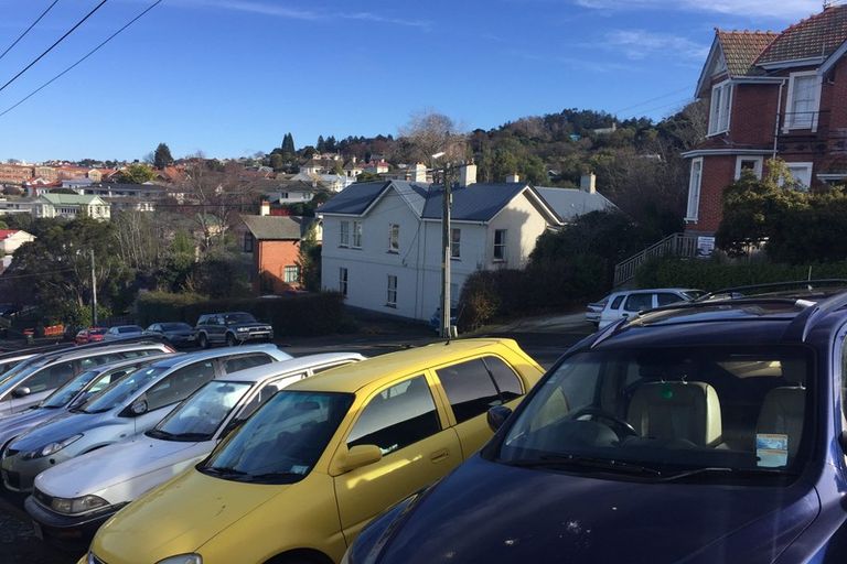 Photo of property in 6 Heriot Row, Dunedin Central, Dunedin, 9016