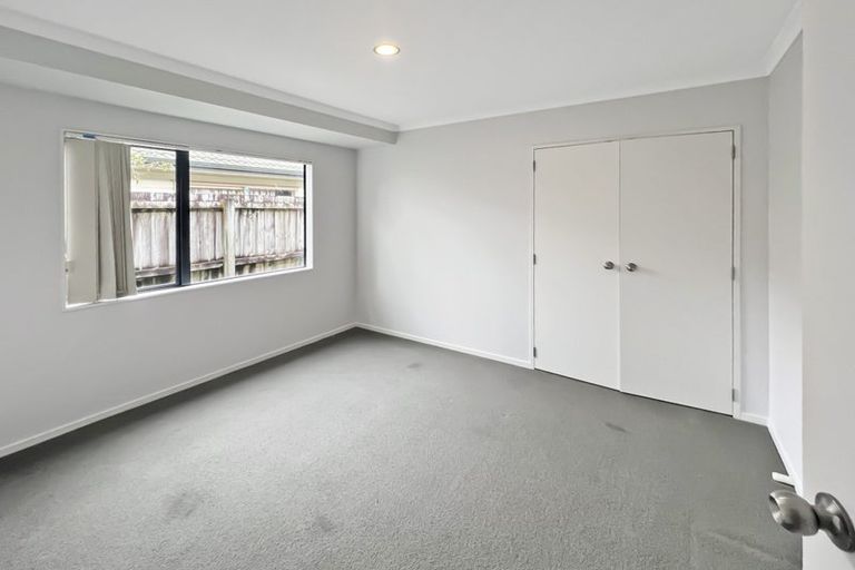 Photo of property in 16 Puketi Lane, Waiuku, 2123