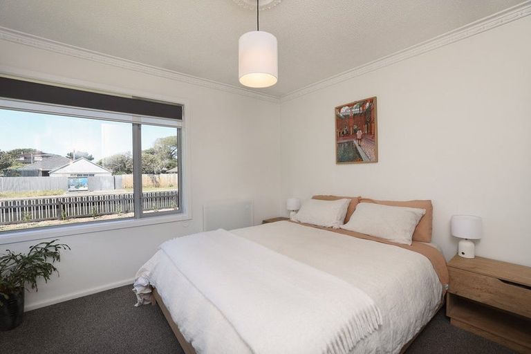 Photo of property in 80 Pacific Road, North New Brighton, Christchurch, 8083