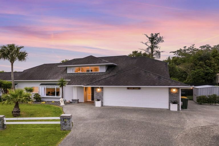 Photo of property in 4 Olwyn Place, Greenhithe, Auckland, 0632