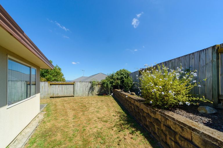 Photo of property in 100 Parnell Heights, Kelvin Grove, Palmerston North, 4414