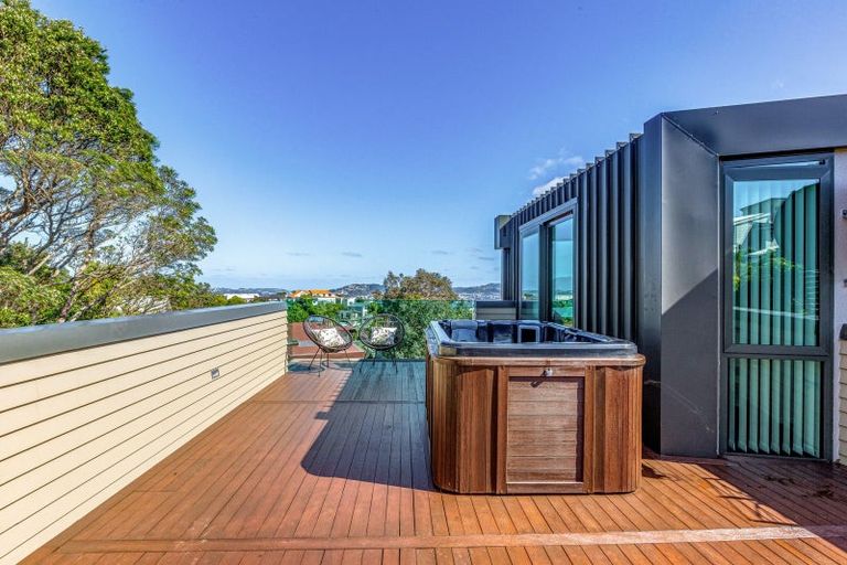 Photo of property in 24d Mandalay Terrace, Khandallah, Wellington, 6035