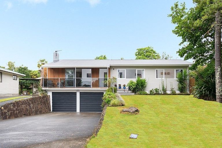 Photo of property in 13 Fairview Place, Te Puke, 3119