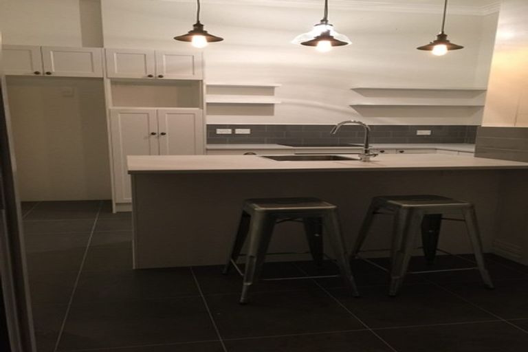 Photo of property in 72 William Street, Petone, Lower Hutt, 5012