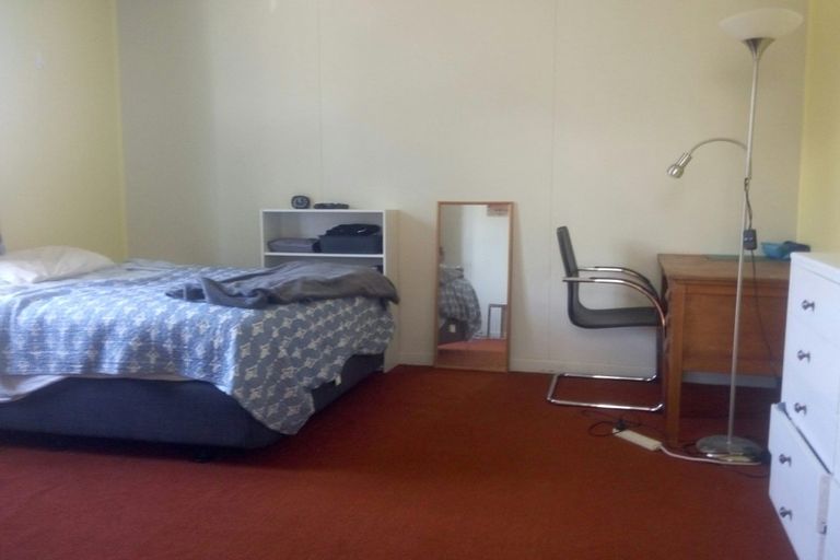 Photo of property in 13 Hall Street, Newtown, Wellington, 6021