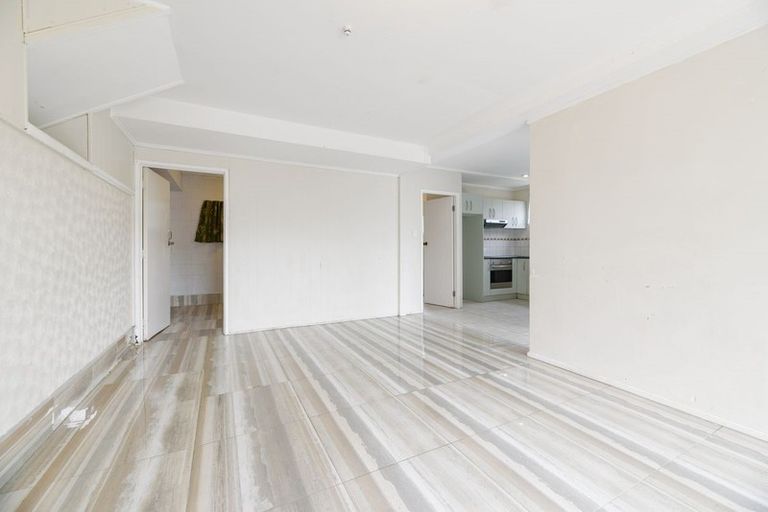 Photo of property in 42a Wedgwood Avenue, Mangere East, Auckland, 2024