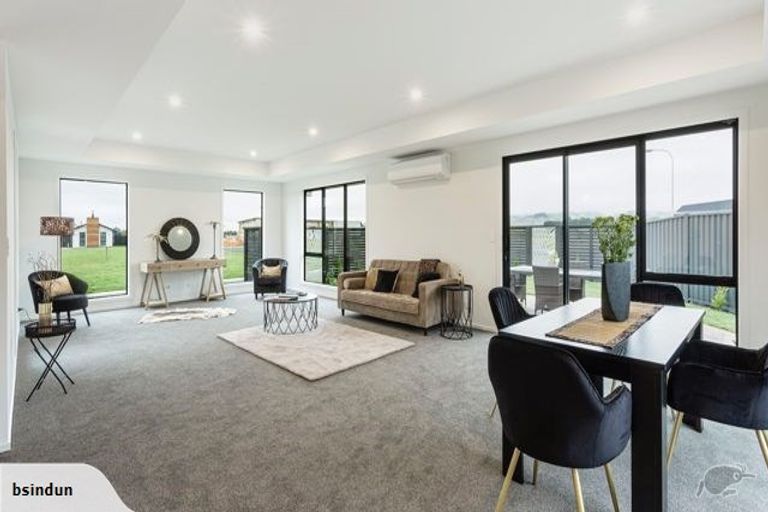 Photo of property in 12 Mellay Mews, Mosgiel, 9024