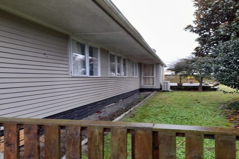 Photo of property in 46 Hamilton Drive, Waiuku, 2123