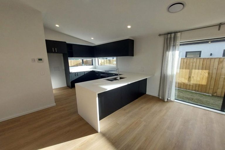 Photo of property in 35 Blue Jacket Drive, Halswell, Christchurch, 8025