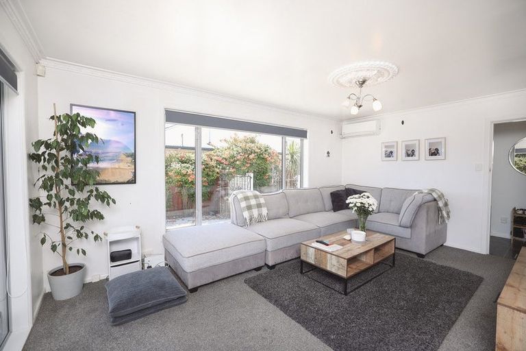 Photo of property in 80 Pacific Road, North New Brighton, Christchurch, 8083