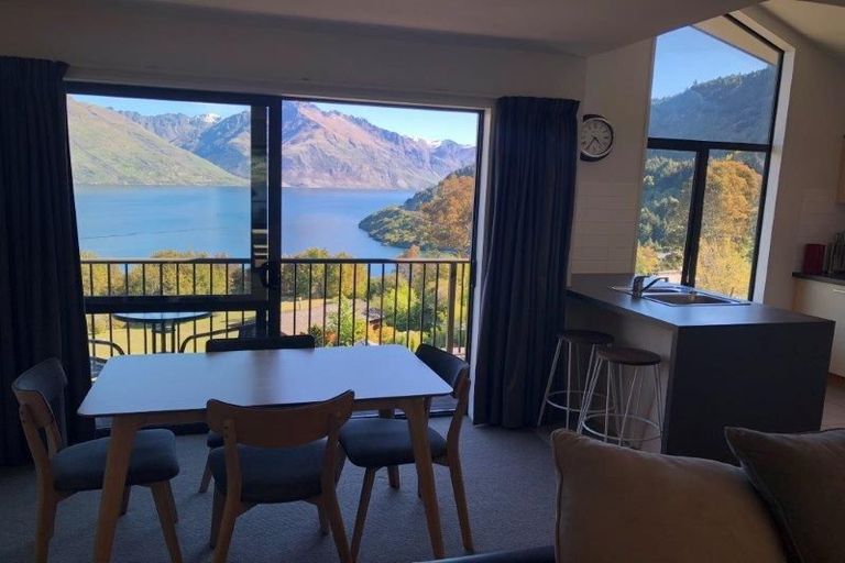 Photo of property in Arno Apartment, 7/8 Mckerrow Place, Sunshine Bay, Queenstown, 9300