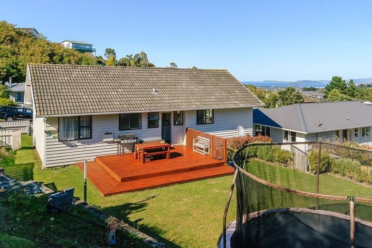 Photo of property in 8 Christchurch Crescent, Kelson, Lower Hutt, 5010
