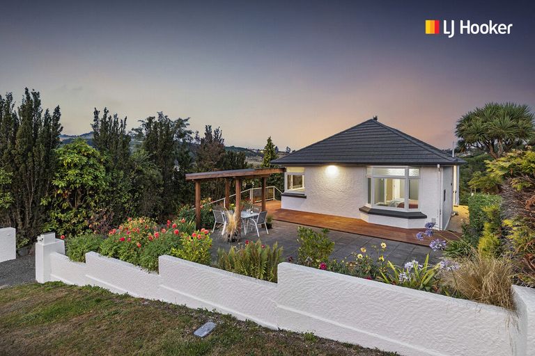 Photo of property in 12 Edinburgh Street, Green Island, Dunedin, 9018