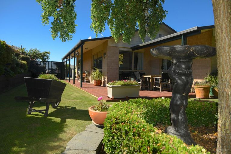 Photo of property in 17a Livingstone Street, West End, Timaru, 7910