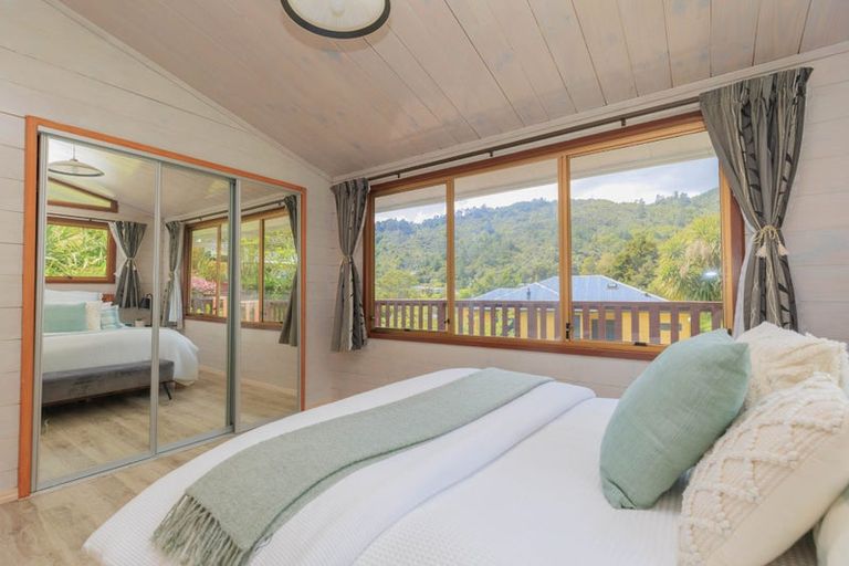 Photo of property in 12 Ngahere Street, Stokes Valley, Lower Hutt, 5019