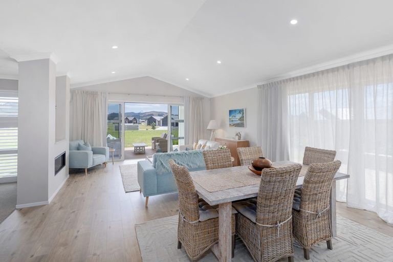 Photo of property in 5 Onerere Drive, Whitianga, 3510