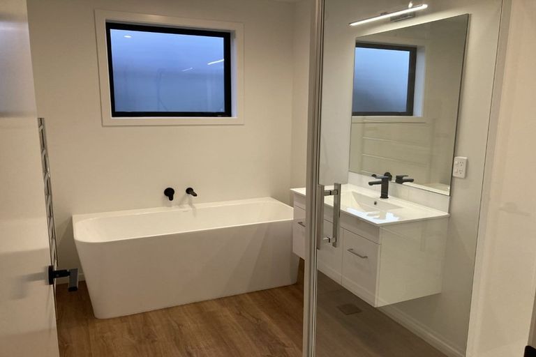 Photo of property in Northlake, 21 Cairnmuir Street, Wanaka, 9305