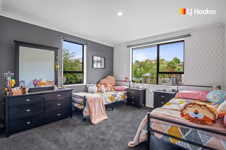 Photo of property in 12 Hogan Place, Fairfield, Dunedin, 9018