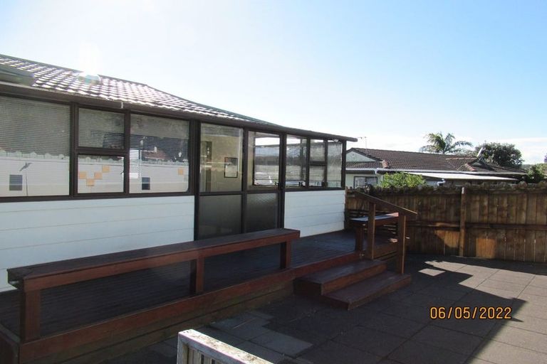 Photo of property in 6 Costar Place, Wiri, Auckland, 2104