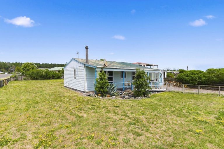 Photo of property in 7 Takitimu Street, Waitarere Beach, Levin, 5510