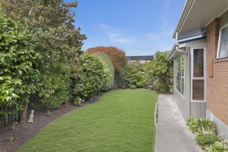 Photo of property in 6 Rutherglen Avenue, Ilam, Christchurch, 8041