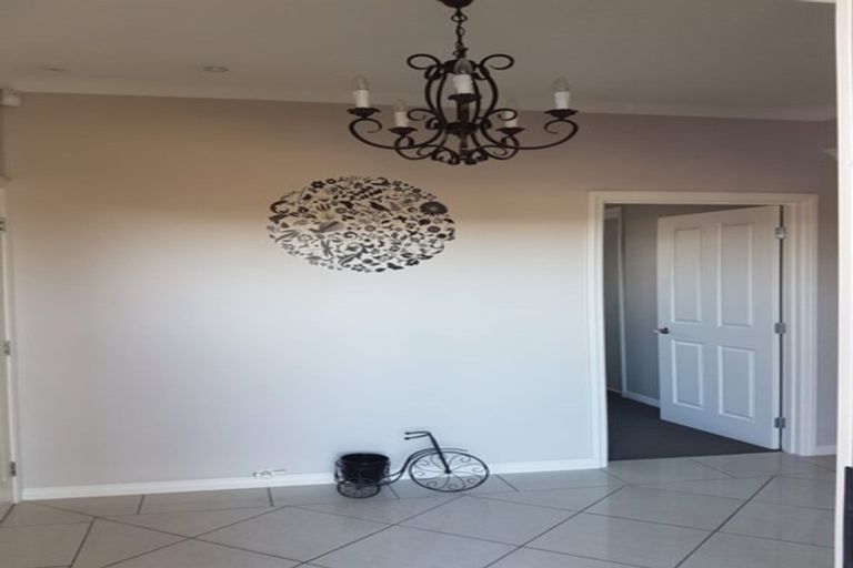 Photo of property in 15 Felicitas Grove, Aidanfield, Christchurch, 8025