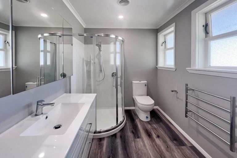 Photo of property in 27 Seddon Street, Takaro, Palmerston North, 4412