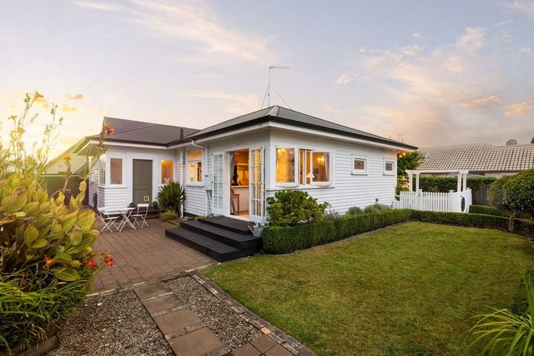 Photo of property in 39a Princes Street, Cambridge, 3434