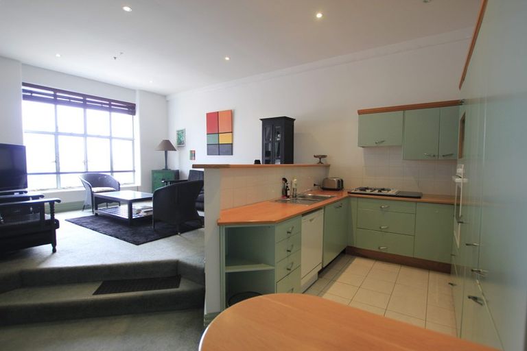 Photo of property in 5/2e Queen Street, Auckland Central, Auckland, 1010