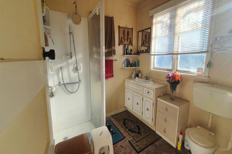 Photo of property in 5 Edward Street, Waimate, 7924