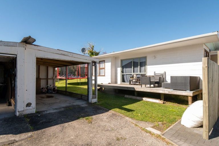 Photo of property in 3 Glenfield Road, Owhata, Rotorua, 3010