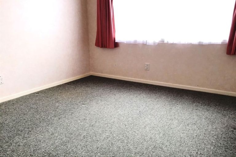 Photo of property in 2/15 Tasman Drive, Opaheke, Papakura, 2113