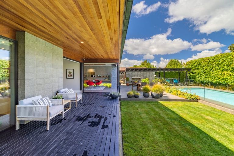 Photo of property in 69 Hartley Avenue, Strowan, Christchurch, 8052