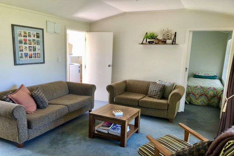 Photo of property in 26 Coleman Avenue, Waverley, 4591