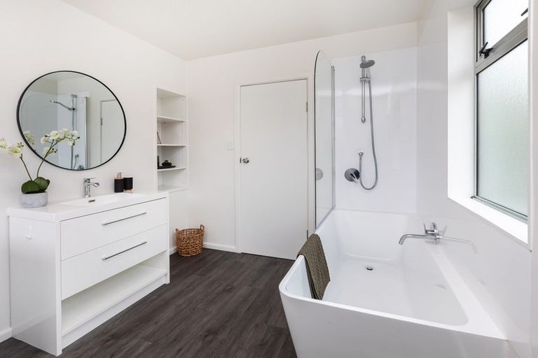 Photo of property in 37 Flemington Avenue, North New Brighton, Christchurch, 8083