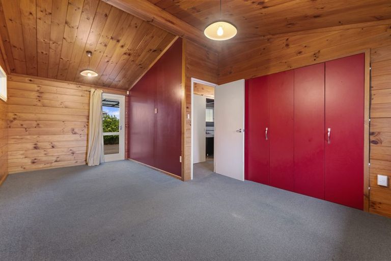 Photo of property in 20 Willow Avenue, Hannahs Bay, Rotorua, 3010