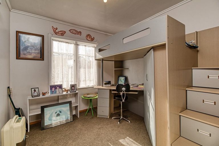 Photo of property in 15 Percy Spiller Avenue, Maraenui, Napier, 4110