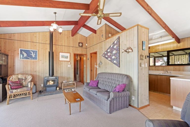 Photo of property in 4 Tainui Rise, Gore Bay, Cheviot, 7383