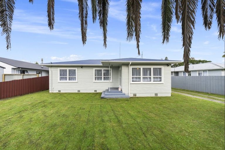 Photo of property in 76 College Road, Edgecumbe, 3120