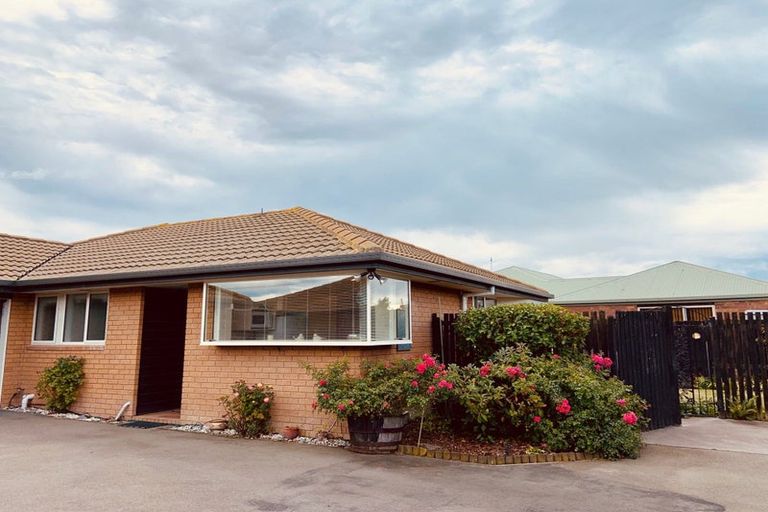 Photo of property in 2/90a Leaver Terrace, North New Brighton, Christchurch, 8083