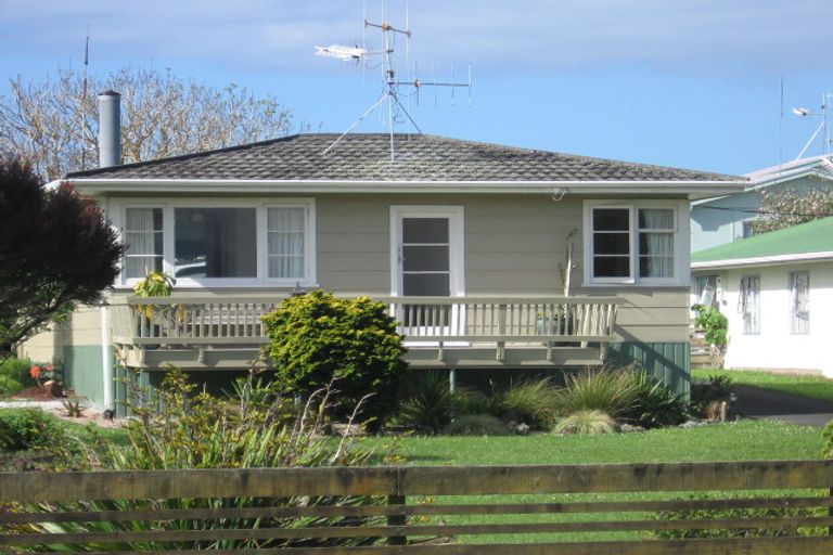 Photo of property in 28 Athenree Road, Athenree, Katikati, 3177