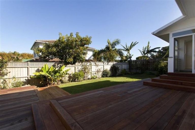 Photo of property in 5 King Street, Northcote Point, Auckland, 0627