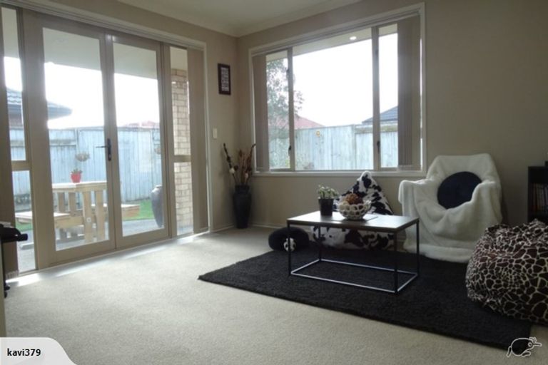 Photo of property in 27 Branigan Parade, Kelvin Grove, Palmerston North, 4414